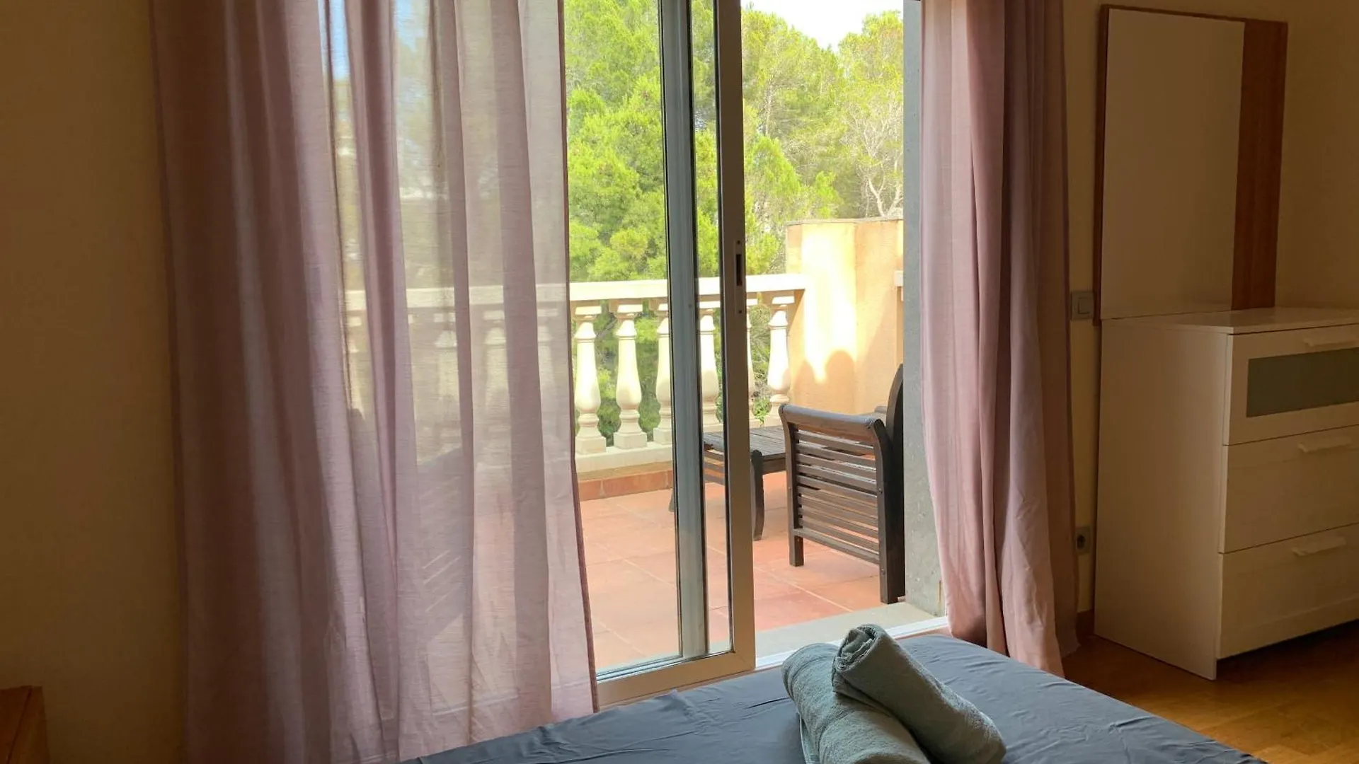 בית נופש הוילה Mont-roig del Camp House With Pool In Pino Alto