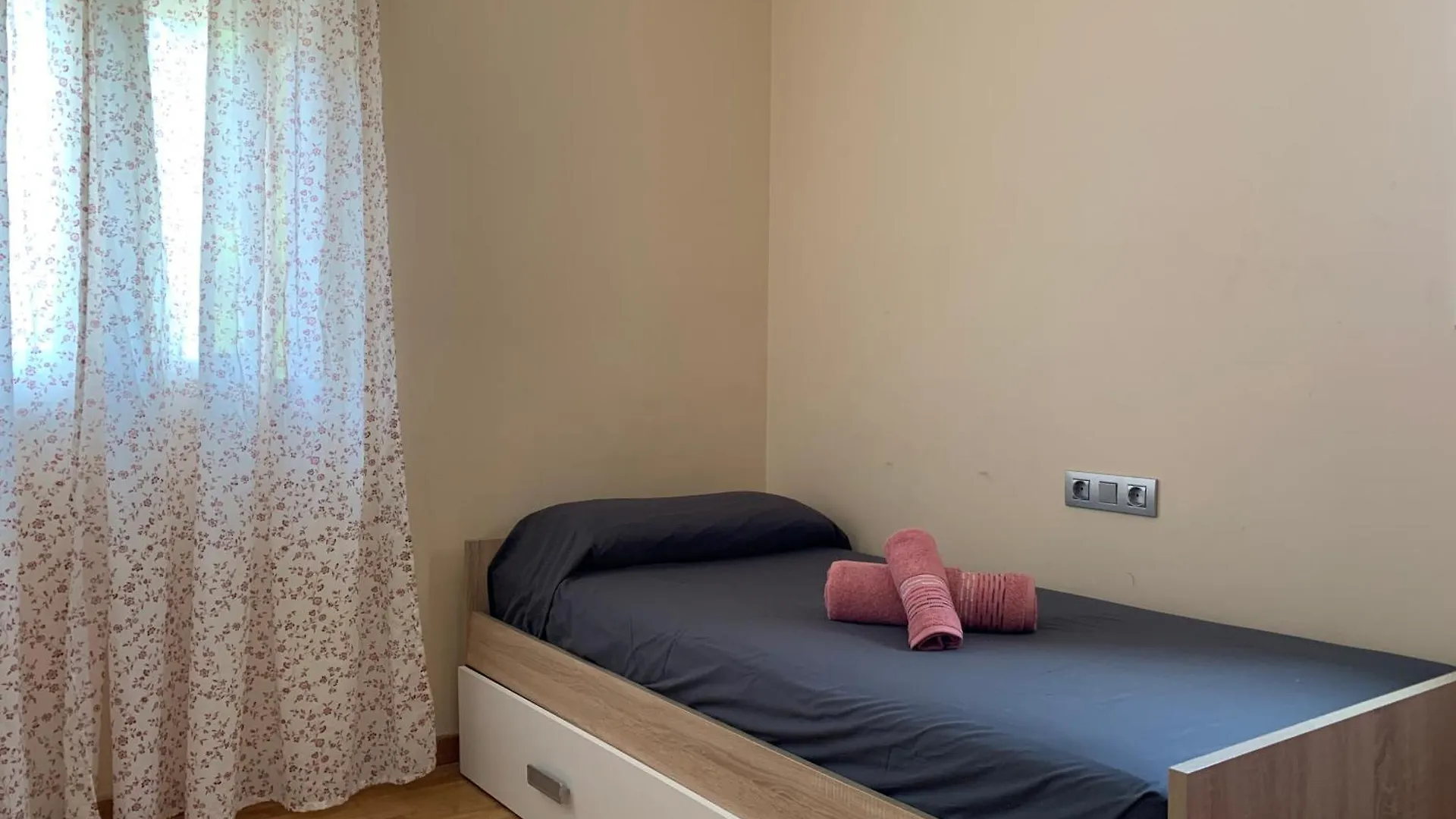 הוילה Mont-roig del Camp House With Pool In Pino Alto בית נופש